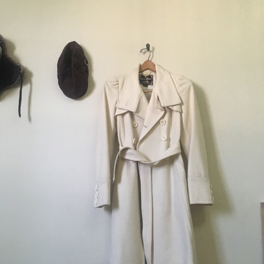 GUESS over coat